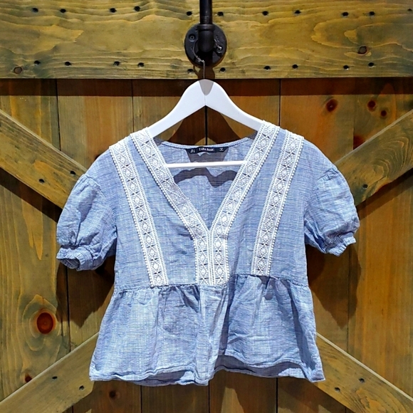 Zara Tops - ZARA CROP TOP BLUE WHITE SIZE SMALL